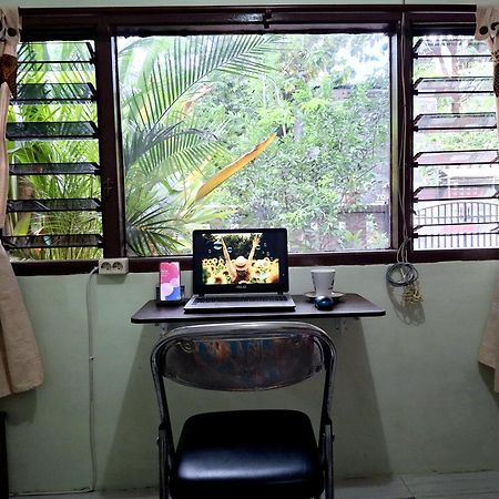 Ngampilan Backpacker Hostel Джок'якарта Екстер'єр фото